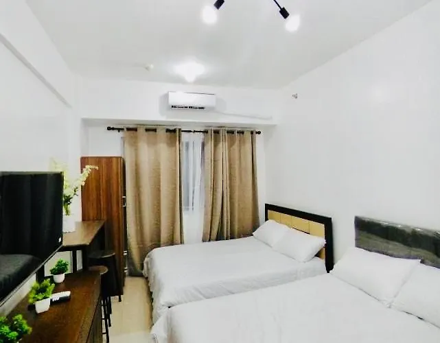 Luxury Twin Bed With Balcony Pinas-south Apartamento *